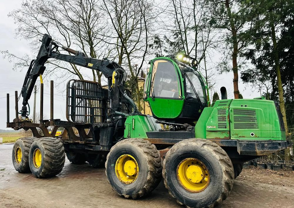 Porteur John Deere 1910E: photos 11 Porteur John Deere 1910E: photos 11