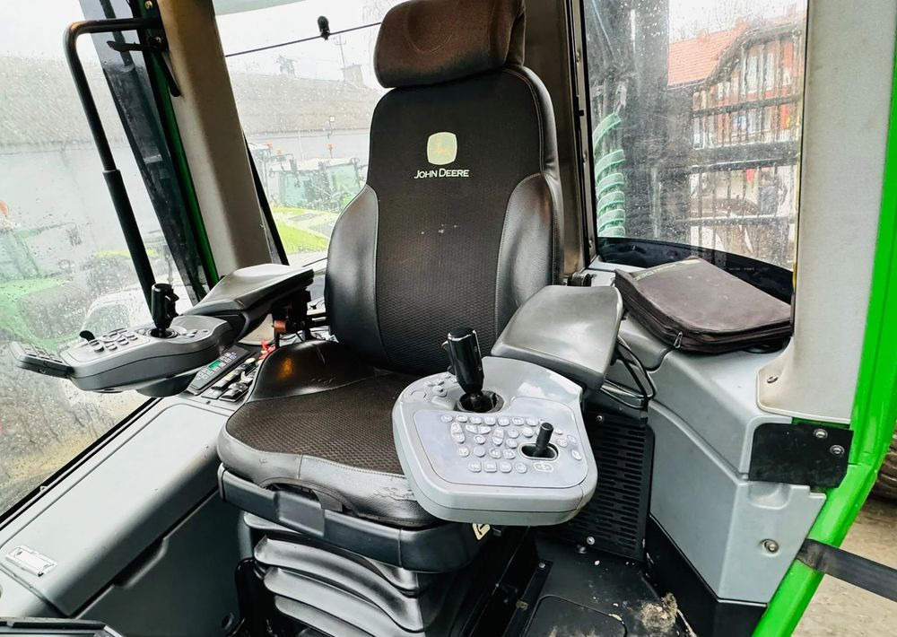 Porteur John Deere 1910E: photos 14 Porteur John Deere 1910E: photos 14