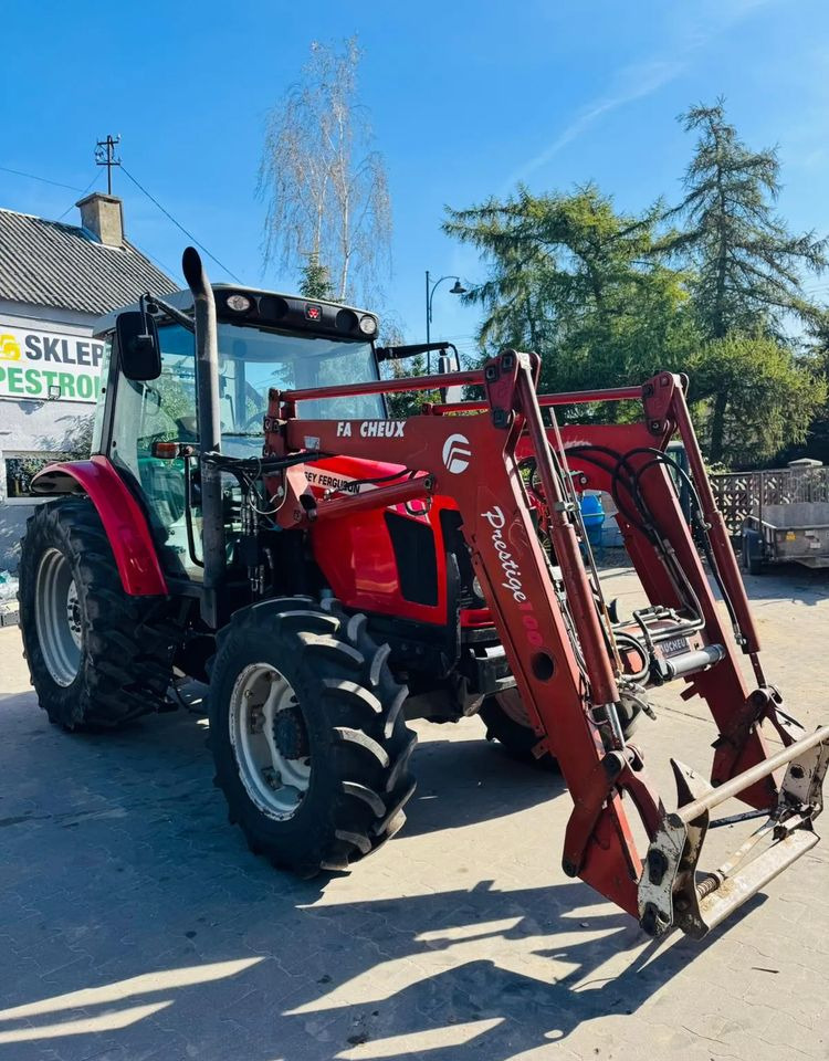Massey Ferguson 5445 Dyna 4 - Tracteur agricole: photos 5 Massey Ferguson 5445 Dyna 4 - Tracteur agricole: photos 5