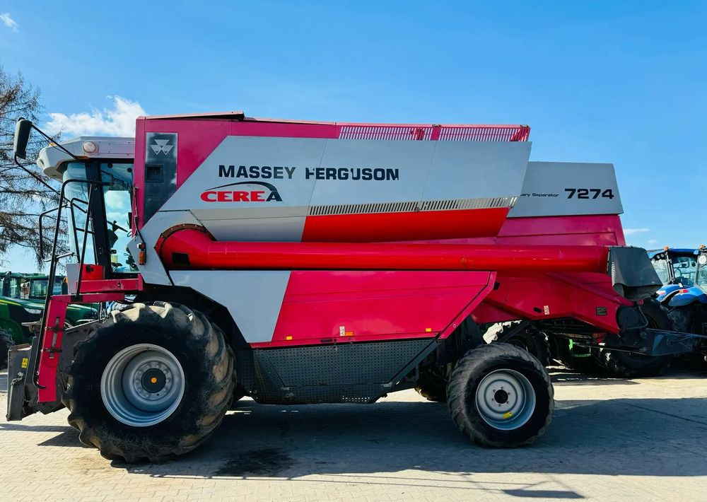 Massey Ferguson 7274 - Moissonneuse-batteuse: photos 1 Massey Ferguson 7274 - Moissonneuse-batteuse: photos 1
