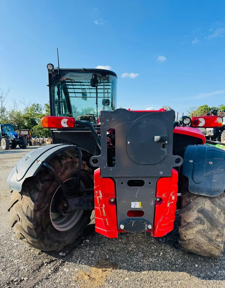 Massey Ferguson TH 70.38 - Chariot télescopique: photos 5 Massey Ferguson TH 70.38 - Chariot télescopique: photos 5