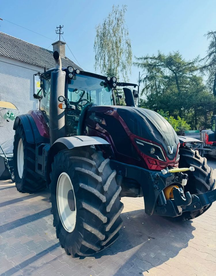 Tracteur agricole Valtra T174 Versu: photos 6