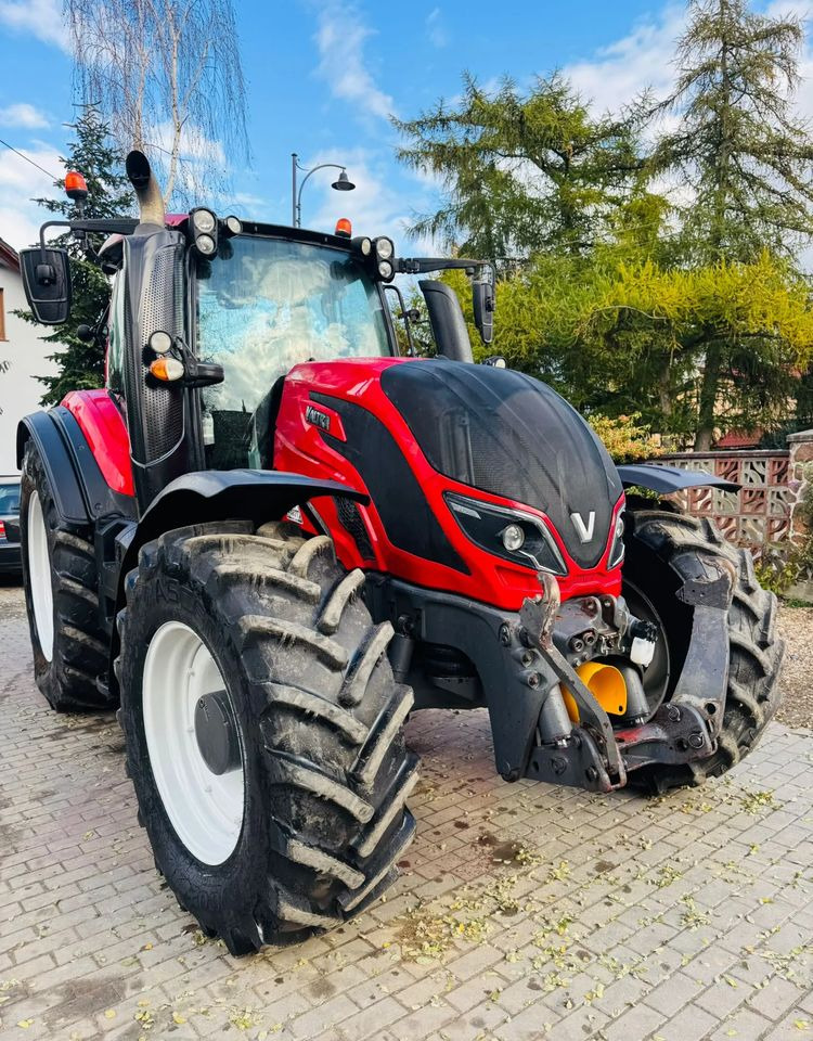Valtra T194 Versu Twin Trac - Tracteur agricole: photos 4 Valtra T194 Versu Twin Trac - Tracteur agricole: photos 4
