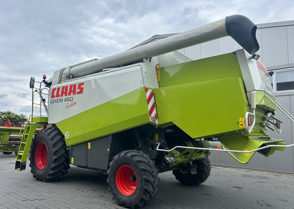 Claas Lexion 450 Evolution - Moissonneuse-batteuse: photos 4 Claas Lexion 450 Evolution - Moissonneuse-batteuse: photos 4