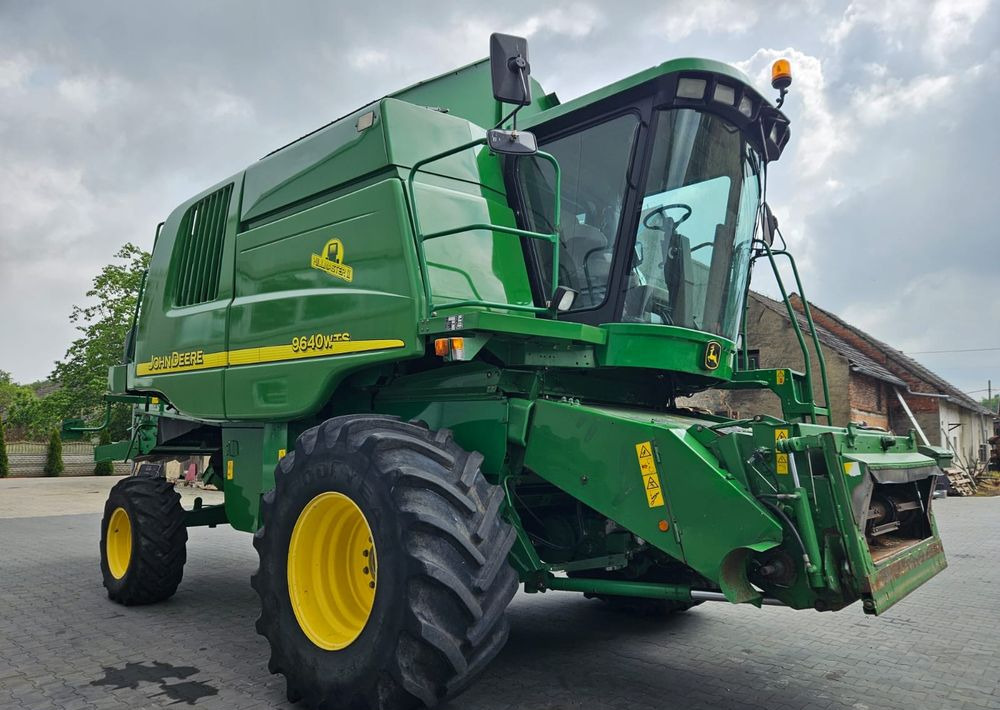 John Deere Wts 9640 HillMaster II - Moissonneuse-batteuse: photos 2 John Deere Wts 9640 HillMaster II - Moissonneuse-batteuse: photos 2