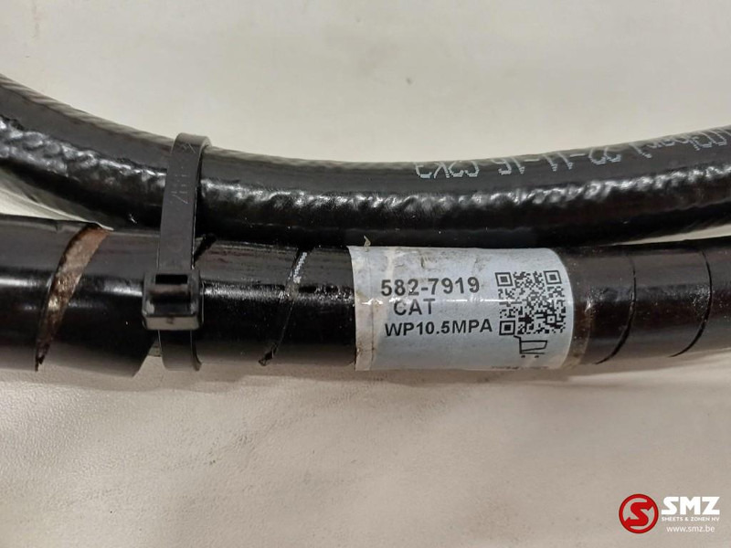 Caterpillar Hose Caterpillar - Hydraulique pour Matériel de manutention: photos 4 Caterpillar Hose Caterpillar - Hydraulique pour Matériel de manutention: photos 4