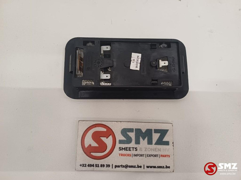 Caterpillar Interior LED light Caterpillar - Cabine et intérieur pour Camion: photos 2 Caterpillar Interior LED light Caterpillar - Cabine et intérieur pour Camion: photos 2