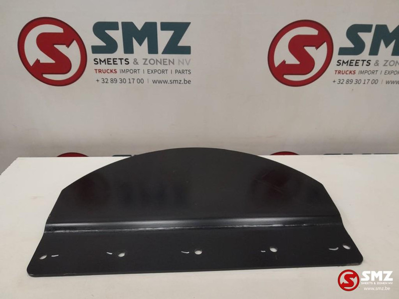 Caterpillar Swivel guard steel plate Caterpillar - Frame/ Châssis pour Matériel de manutention: photos 3 Caterpillar Swivel guard steel plate Caterpillar - Frame/ Châssis pour Matériel de manutention: photos 3