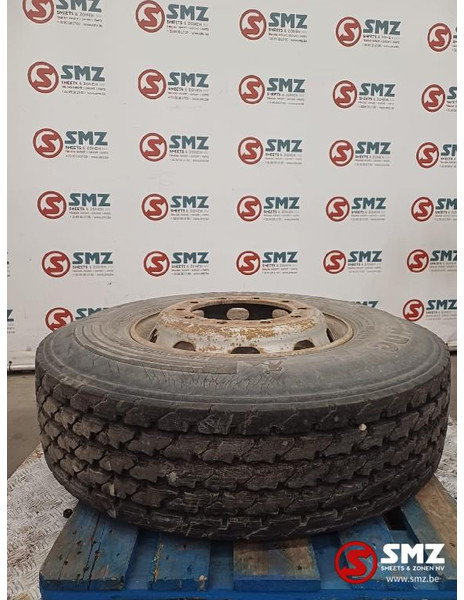 Continental Occ vrachtwagenband 295/80R22.5 152/148K Continent - Pneu pour Camion: photos 1 Continental Occ vrachtwagenband 295/80R22.5 152/148K Continent - Pneu pour Camion: photos 1