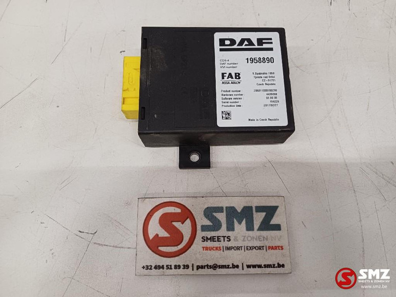 DAF Occ ECU CDS4 regeleenheid DAF - Bloc de gestion pour Camion: photos 3 DAF Occ ECU CDS4 regeleenheid DAF - Bloc de gestion pour Camion: photos 3