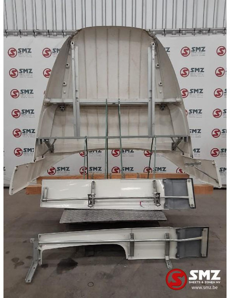 DAF Occ cabinespoilerset DAF - Aérodynamique/ Spoilers pour Camion: photos 2 DAF Occ cabinespoilerset DAF - Aérodynamique/ Spoilers pour Camion: photos 2