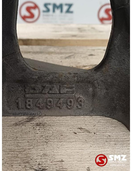 DAF Occ chassissteun rechts DAF - Frame/ Châssis pour Camion: photos 5 DAF Occ chassissteun rechts DAF - Frame/ Châssis pour Camion: photos 5