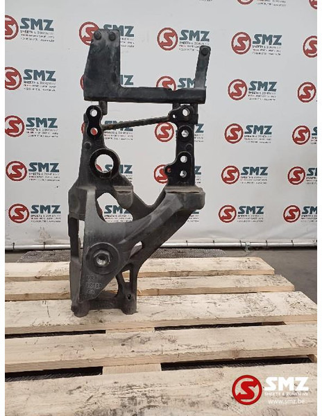 DAF Occ chassissteun rechts DAF - Frame/ Châssis pour Camion: photos 2 DAF Occ chassissteun rechts DAF - Frame/ Châssis pour Camion: photos 2