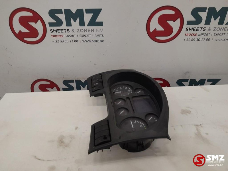 DAF Occ instrumentenpaneel DAF - Panel de instrumentos pour Camion: photos 4 DAF Occ instrumentenpaneel DAF - Panel de instrumentos pour Camion: photos 4