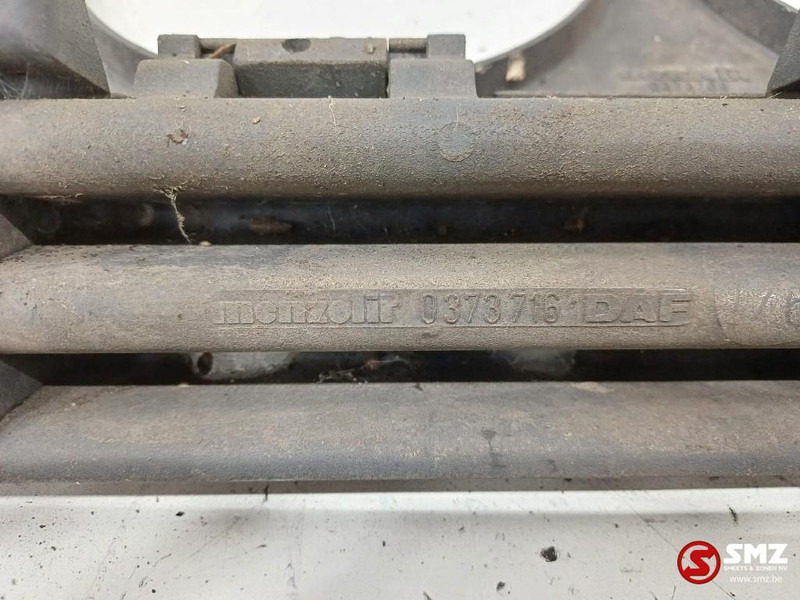 DAF Occ koplampring DAF - Feu avant pour Camion: photos 3 DAF Occ koplampring DAF - Feu avant pour Camion: photos 3