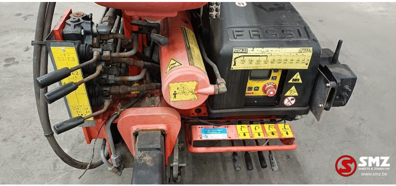 FASSI Occ Autolaadkraan Fassi 210A.22 + radio - Flèche: photos 3 FASSI Occ Autolaadkraan Fassi 210A.22 + radio - Flèche: photos 3