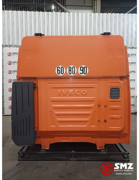 Iveco Occ cabine compleet Hi Way Stralis Iveco - Cabine et intérieur pour Camion: photos 5 Iveco Occ cabine compleet Hi Way Stralis Iveco - Cabine et intérieur pour Camion: photos 5