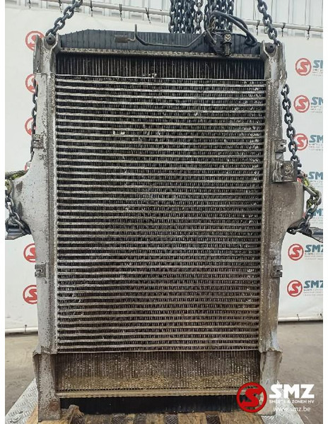 Iveco Occ radiator Iveco - Radiateur pour Camion: photos 2 Iveco Occ radiator Iveco - Radiateur pour Camion: photos 2
