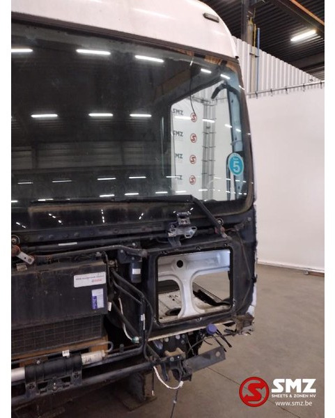 MAN Occ Cabine compleet MAN TGX euro 5 - Cabine et intérieur pour Camion: photos 3 MAN Occ Cabine compleet MAN TGX euro 5 - Cabine et intérieur pour Camion: photos 3