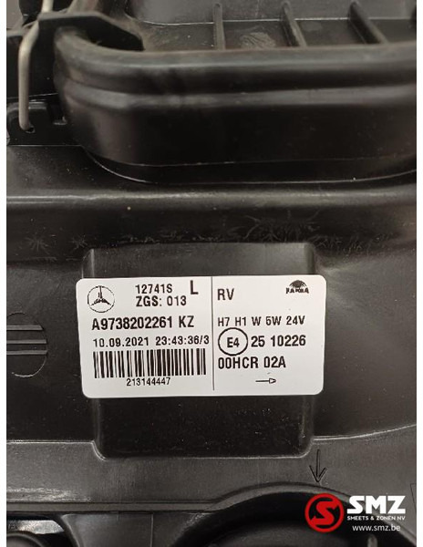 Mercedes-Benz Koplamp links Mercedes - Feu avant pour Camion: photos 2 Mercedes-Benz Koplamp links Mercedes - Feu avant pour Camion: photos 2