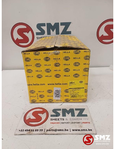 Mercedes-Benz Koplamp links mercedes - Feu avant pour Camion: photos 5 Mercedes-Benz Koplamp links mercedes - Feu avant pour Camion: photos 5