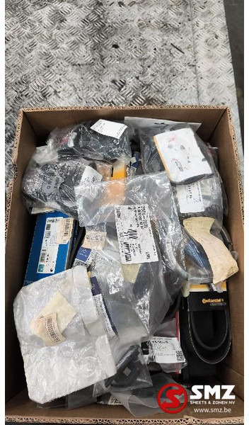 Mercedes-Benz Lot onderdelen Mercedes - Lumière/ Éclairage pour Camion: photos 1 Mercedes-Benz Lot onderdelen Mercedes - Lumière/ Éclairage pour Camion: photos 1