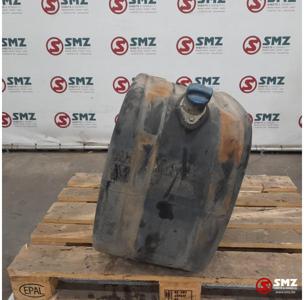 Mercedes-Benz Occ AdBluetank 95L Mercedes - Système de carburant pour Camion: photos 1 Mercedes-Benz Occ AdBluetank 95L Mercedes - Système de carburant pour Camion: photos 1