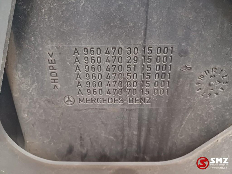 Mercedes-Benz Occ AdBluetank Mercedes - Système de carburant pour Camion: photos 5 Mercedes-Benz Occ AdBluetank Mercedes - Système de carburant pour Camion: photos 5