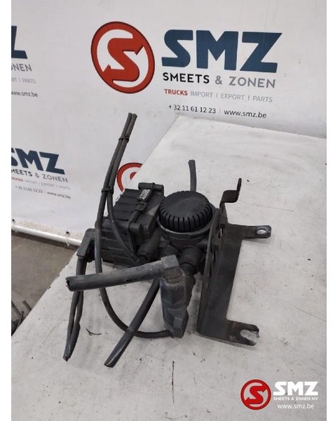 Mercedes-Benz Occ EBS modulator 1-kring A0004297524 - Valve de frein pour Camion: photos 2 Mercedes-Benz Occ EBS modulator 1-kring A0004297524 - Valve de frein pour Camion: photos 2