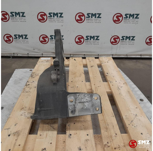 Mercedes-Benz Occ bladveerbeugel vooras links Mercedes - Frame/ Châssis pour Camion: photos 3 Mercedes-Benz Occ bladveerbeugel vooras links Mercedes - Frame/ Châssis pour Camion: photos 3