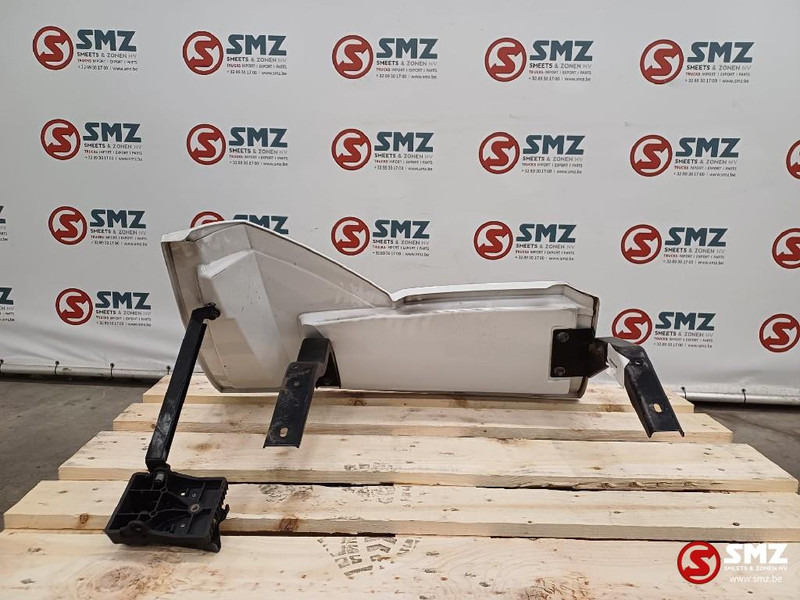 Mercedes-Benz Occ cabinespoiler links Mercedes - Aérodynamique/ Spoilers pour Camion: photos 2 Mercedes-Benz Occ cabinespoiler links Mercedes - Aérodynamique/ Spoilers pour Camion: photos 2