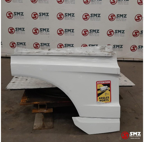 Mercedes-Benz Occ deurverlenging rechts Mercedes - Portière et pièces pour Camion: photos 1 Mercedes-Benz Occ deurverlenging rechts Mercedes - Portière et pièces pour Camion: photos 1