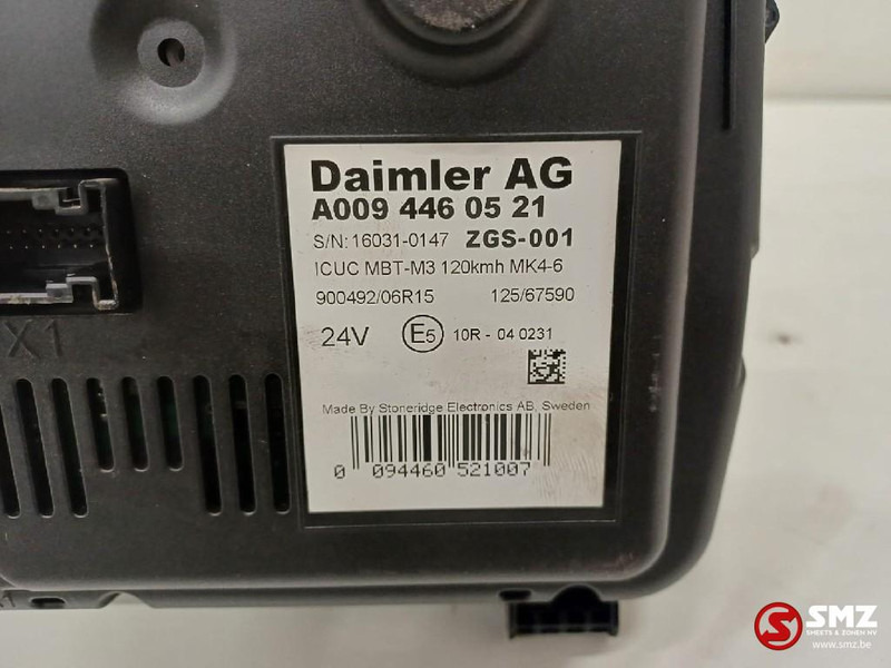 Mercedes-Benz Occ instrumentenpaneel Mercedes - Panel de instrumentos pour Camion: photos 3 Mercedes-Benz Occ instrumentenpaneel Mercedes - Panel de instrumentos pour Camion: photos 3