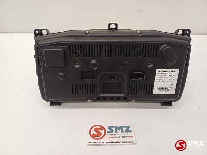 Mercedes-Benz Occ instrumentenpaneel Mercedes - Panel de instrumentos pour Camion: photos 2 Mercedes-Benz Occ instrumentenpaneel Mercedes - Panel de instrumentos pour Camion: photos 2