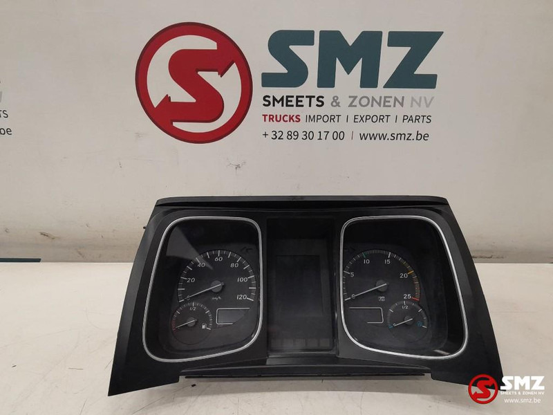 Mercedes-Benz Occ instrumentenpaneel Mercedes - Panel de instrumentos pour Camion: photos 1 Mercedes-Benz Occ instrumentenpaneel Mercedes - Panel de instrumentos pour Camion: photos 1