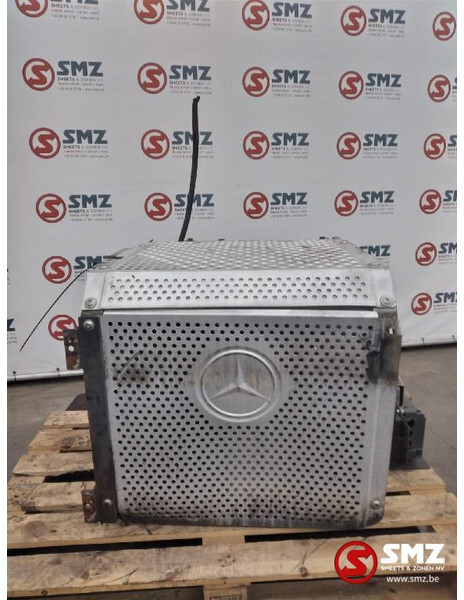 Mercedes-Benz Occ katalysator Mercedes Actros MP3 Euro 4/5 - Catalyseur pour Camion: photos 1 Mercedes-Benz Occ katalysator Mercedes Actros MP3 Euro 4/5 - Catalyseur pour Camion: photos 1
