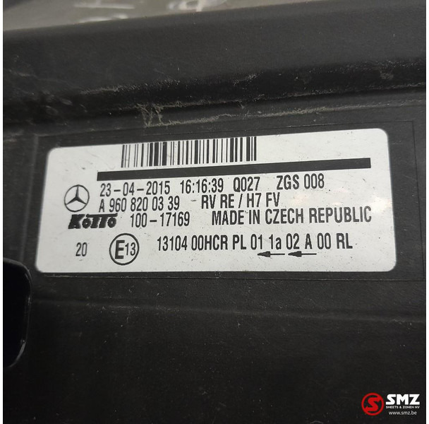 Mercedes-Benz Occ koplamp rechts Mercedes - Feu avant pour Camion: photos 3 Mercedes-Benz Occ koplamp rechts Mercedes - Feu avant pour Camion: photos 3