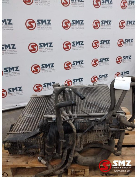 Mercedes-Benz Occ radiator Mercedes Atego - Radiateur pour Camion: photos 3 Mercedes-Benz Occ radiator Mercedes Atego - Radiateur pour Camion: photos 3