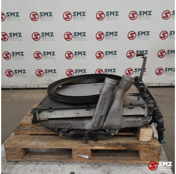 Mercedes-Benz Occ radiator + intercooler OM906LA Mercedes - Radiateur pour Camion: photos 1 Mercedes-Benz Occ radiator + intercooler OM906LA Mercedes - Radiateur pour Camion: photos 1
