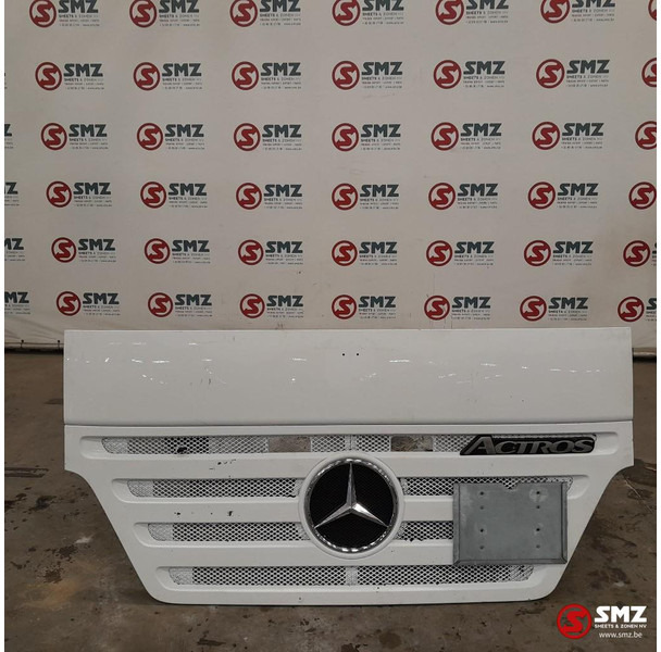 Mercedes-Benz Occ radiatorgrille Mercedes - Calandre pour Camion: photos 1 Mercedes-Benz Occ radiatorgrille Mercedes - Calandre pour Camion: photos 1