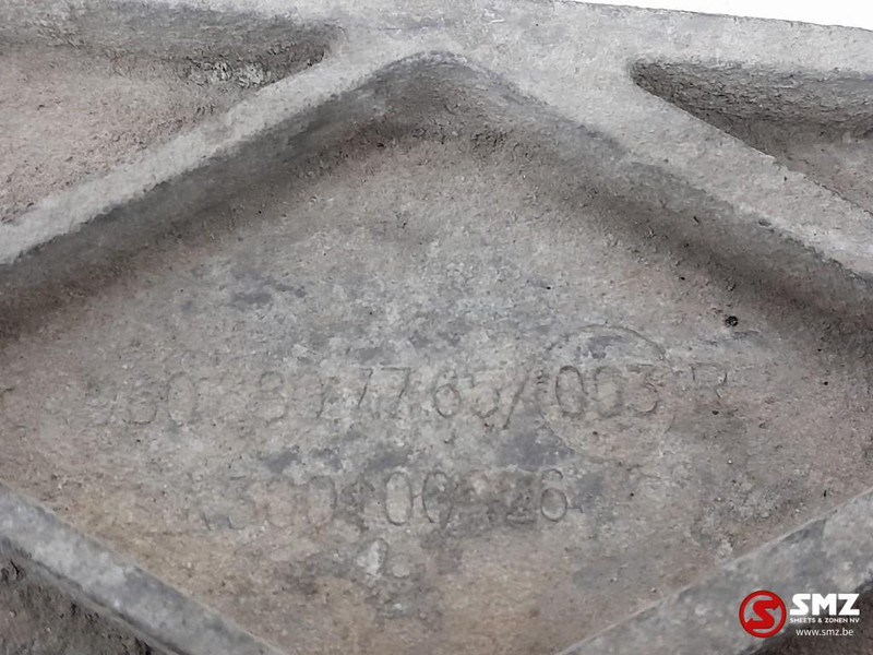 Mercedes-Benz Occ set koplampsteunen L/R Mercedes - Feu avant pour Camion: photos 5 Mercedes-Benz Occ set koplampsteunen L/R Mercedes - Feu avant pour Camion: photos 5