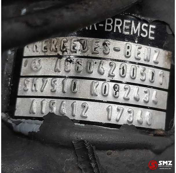 Mercedes-Benz Occ stuuras F-8A/C22.5 + set bladveren vooras Merc - Commande de gouvernail pour Camion: photos 5 Mercedes-Benz Occ stuuras F-8A/C22.5 + set bladveren vooras Merc - Commande de gouvernail pour Camion: photos 5