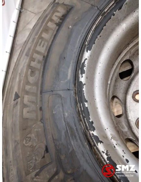 Michelin Occ vrachtwagenband Michelin 315/80R22.5 - Pneu pour Camion: photos 3 Michelin Occ vrachtwagenband Michelin 315/80R22.5 - Pneu pour Camion: photos 3
