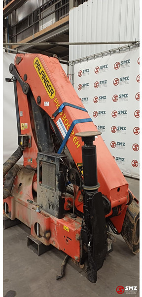 Palfinger Occ Autolaadkraan Palfinger PK33002 + remote - Flèche: photos 1 Palfinger Occ Autolaadkraan Palfinger PK33002 + remote - Flèche: photos 1