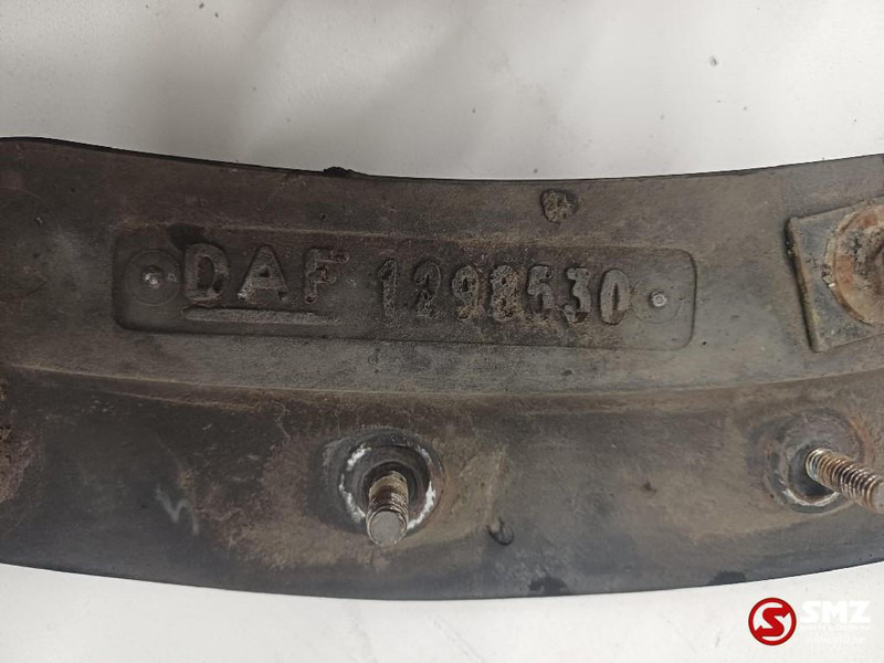 DAF Occ set spatbordkappen L/R DAF - Pièces de rechange pour Camion: photos 4 DAF Occ set spatbordkappen L/R DAF - Pièces de rechange pour Camion: photos 4