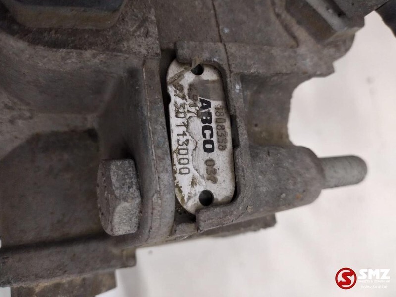 DAF Occ volgwagenstuurventiel+ relaisventiel DAF XF 10 - Pièces de rechange pour Camion: photos 5 DAF Occ volgwagenstuurventiel+ relaisventiel DAF XF 10 - Pièces de rechange pour Camion: photos 5