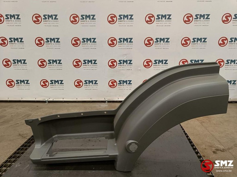 Mercedes-Benz Opstapbak boven links Axor - Pièces de rechange pour Camion: photos 1 Mercedes-Benz Opstapbak boven links Axor - Pièces de rechange pour Camion: photos 1