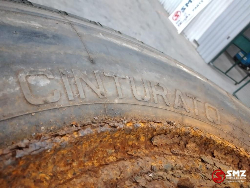 Pirelli Occ vrachtwagenband Pirelli Cinturato 11 00 R 20 - Pneu pour Camion: photos 2 Pirelli Occ vrachtwagenband Pirelli Cinturato 11 00 R 20 - Pneu pour Camion: photos 2