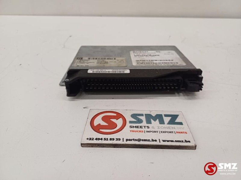 Renault Occ ECU EST42 intarder regeleenheid Renault - Bloc de gestion pour Camion: photos 2 Renault Occ ECU EST42 intarder regeleenheid Renault - Bloc de gestion pour Camion: photos 2