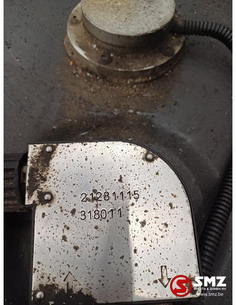 Renault Occ brandstoftank + brandstofniveausensor 315L Ren - Réservoir de carburant pour Camion: photos 5 Renault Occ brandstoftank + brandstofniveausensor 315L Ren - Réservoir de carburant pour Camion: photos 5